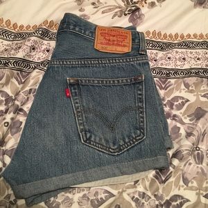 Vintage Levi’s 505 high waisted shorts